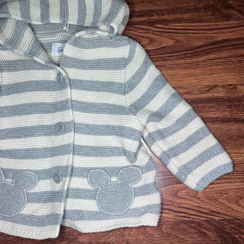 Baby Gap Disney Knit Sweater Button Down Mickey Pockets Size 6-12 Months
